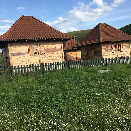 Chalet Nacionalna Kuca Bajo