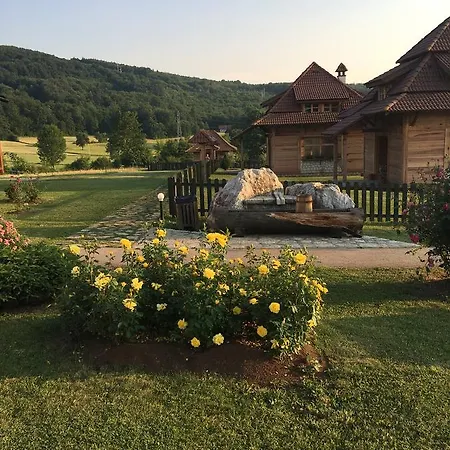 Chalet Nacionalna Kuca Bajo