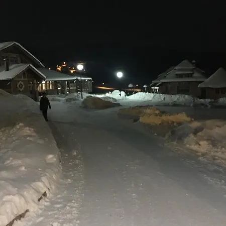 Nacionalna Kuca Bajo