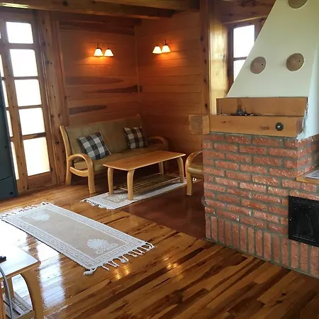 Nacionalna Kuca Bajo Chalet Mackat